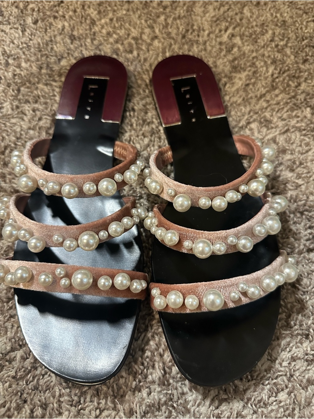 Leith Pink Velvet Pearl-Embellished Slide Sandals - Women - Picture 6 of 7